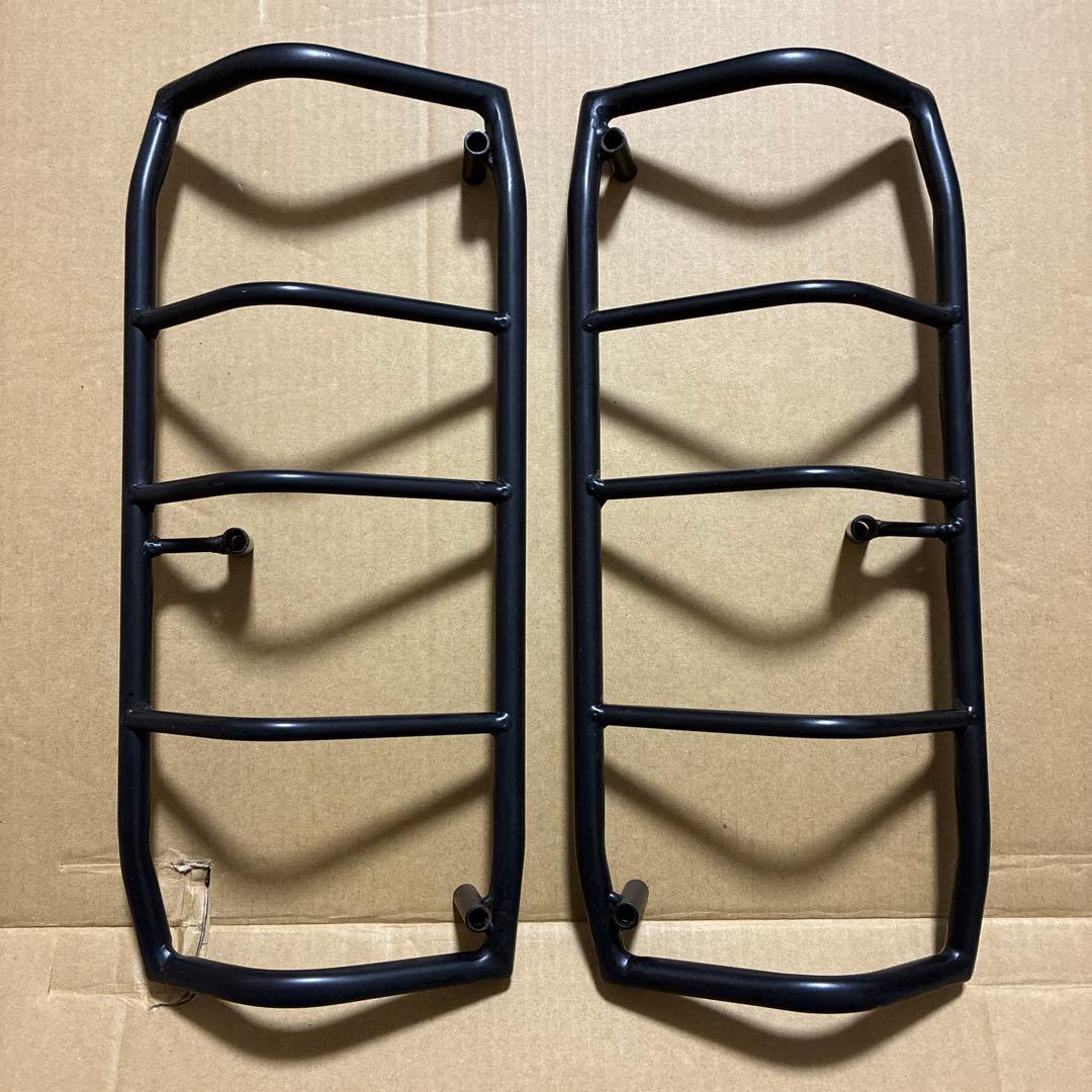 テールランプガード　Land Cruiser For Land Cruiser ALL LED Tail light Assembly Black Color LED Rear