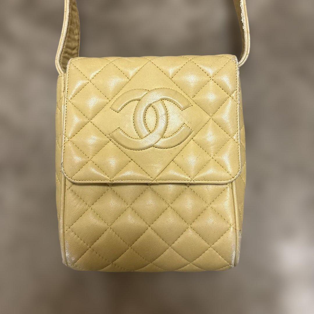 O*様 CHANEL マトラッセ　使用感あり　低価格スタート 超激レア 奇跡の入荷 CHANEL ミニマトラッセ シャンパンゴールド