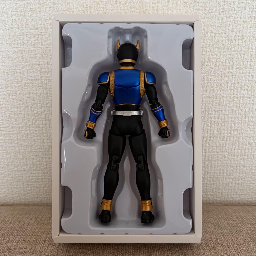S.H.Figuarts 真骨彫製法 仮面ライダークウガ ライジングドラゴン