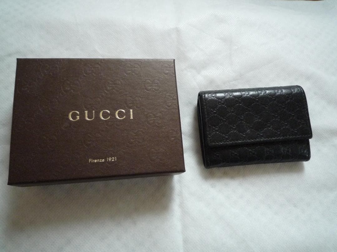 ま*き様 GUCCI ブラックレザー ケース ダブルG カードケース ・ブラック レザー | GUCCI公式