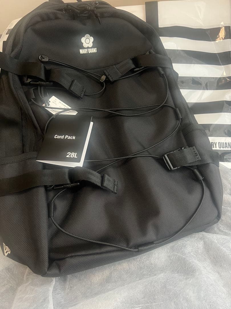NEW ERA(R) × MARY QUANT リュック (ブラック) - メルカリ