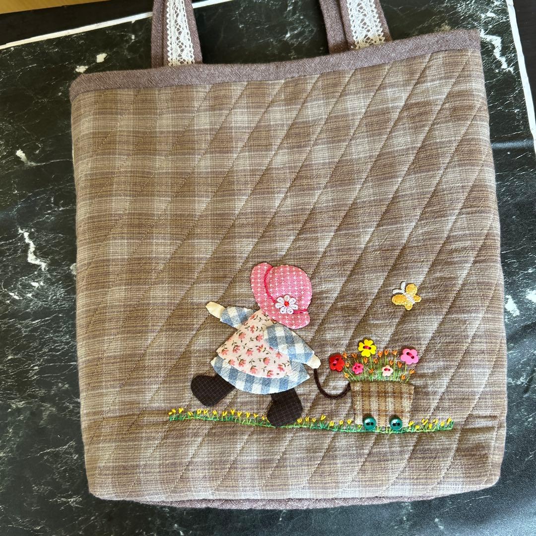 ハンドメイドパッチワークバッグ スーちゃん - メルカリ
