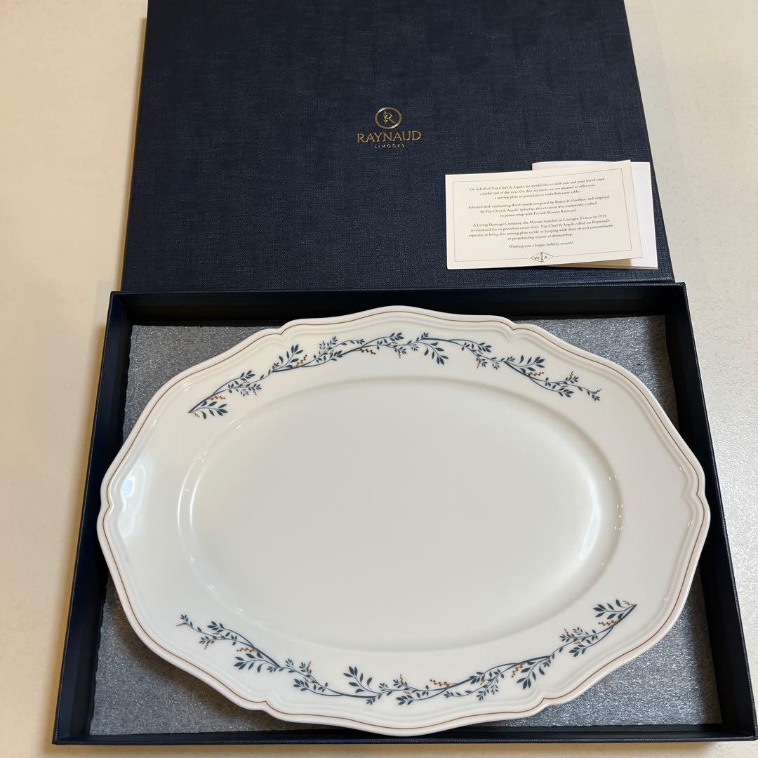 ヴァンクリ　イヤーズギフト　RAYNAUD ホワイトオーバルプレート ヴァンクリ イヤーズギフト RAYNAUD ホワイトオーバルプレート - メルカリ
