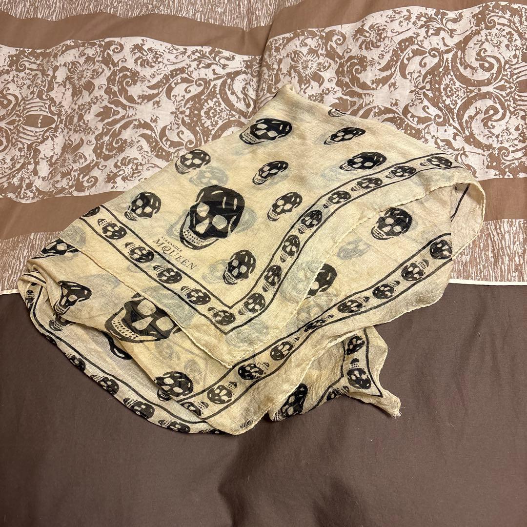 Alexander McQueen アレキサンダーマックイーン シルクスカーフ - メルカリ