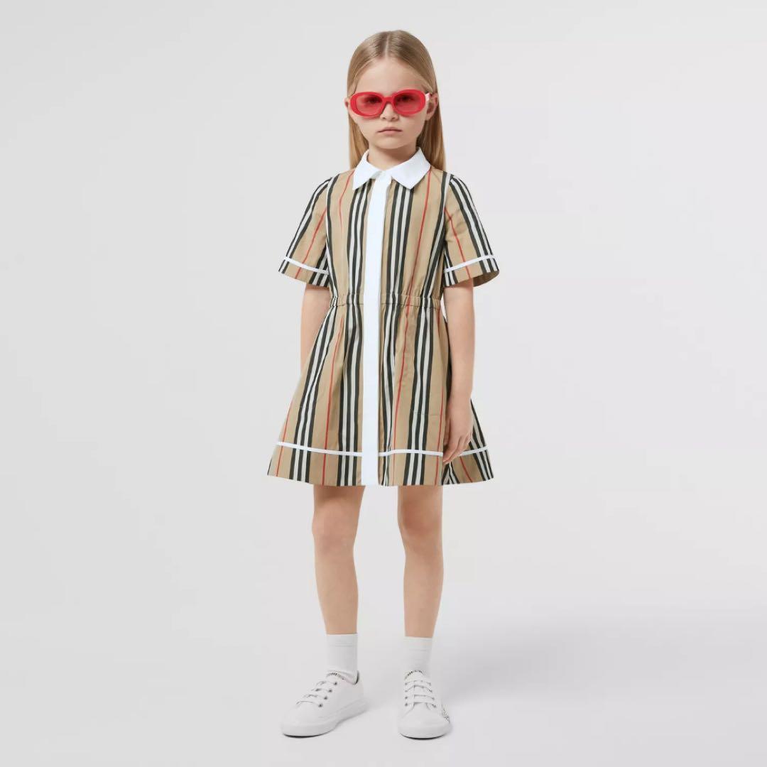 美品 Burberry半袖ワンピース 12y 150cm BURBERRY - 【新入荷!】♪バーバリー/BURBERRY♪130Acm 半袖ワンピース