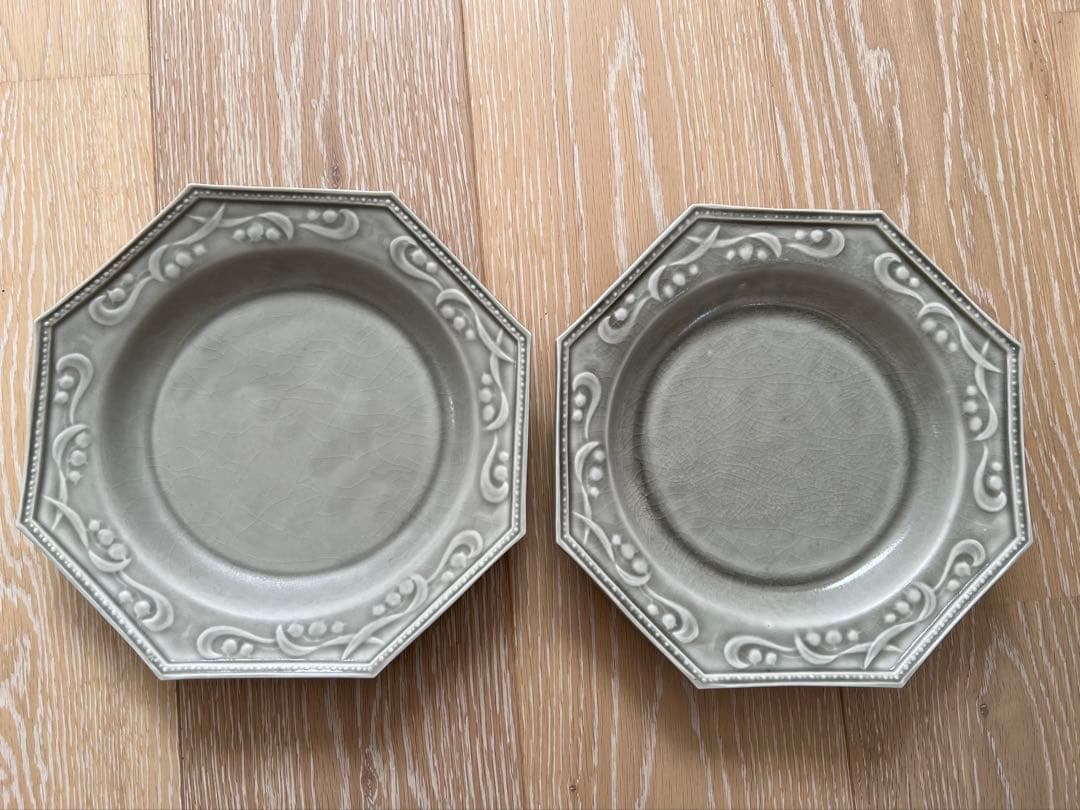 Summer阿部慎太朗　未使用すずらんレリーフ八角深皿　グレー2枚セット 阿部慎太朗 八角深まめ皿（檸檬） | ぶどうのたね