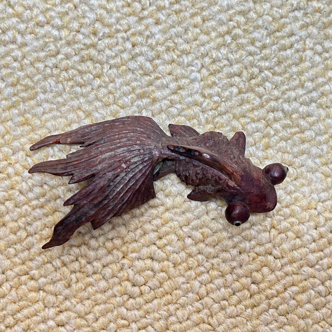 木彫り 金魚 出目金 - メルカリ