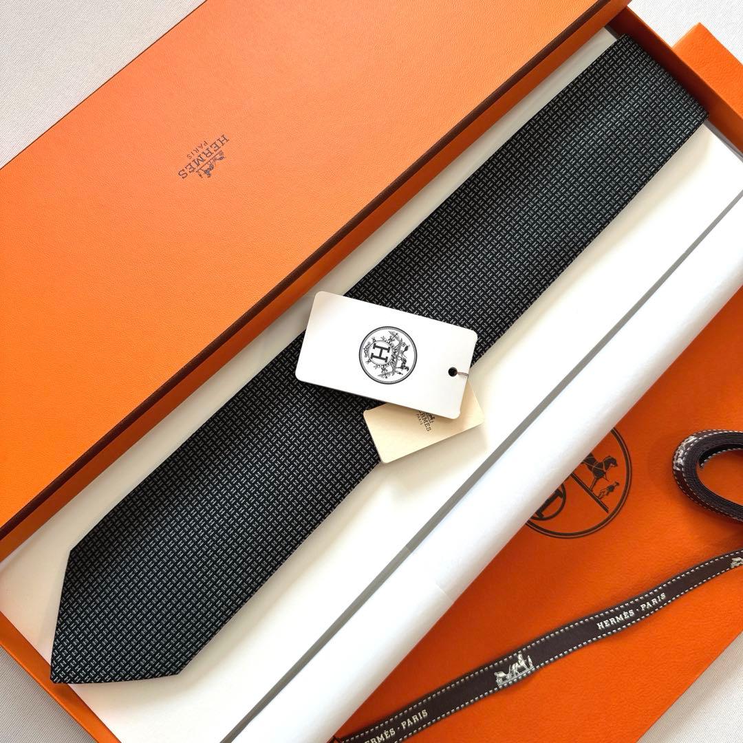 エルメス ネクタイ《Hフライヤー》新品 未使用
