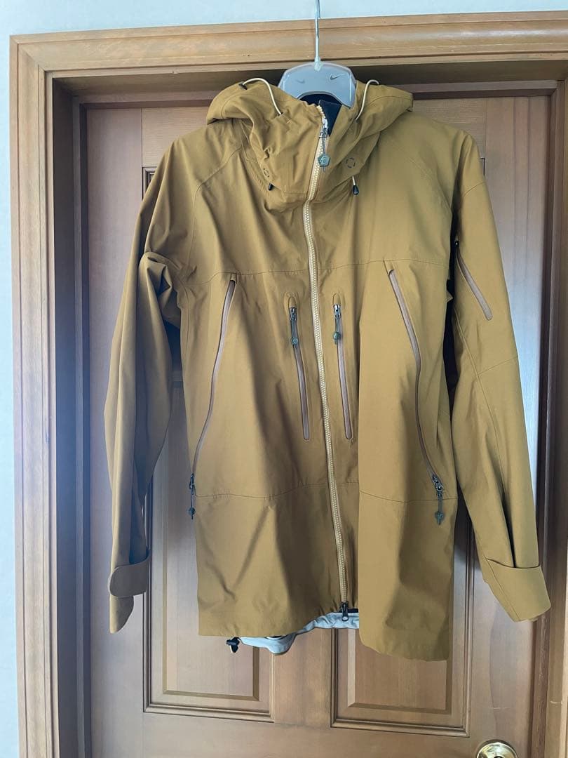 TetonBros TBJACKET&PANTSセット　上下Lサイズ シルエットが本当に良い！Teton Bros.のスノーウェアー TBジャケット