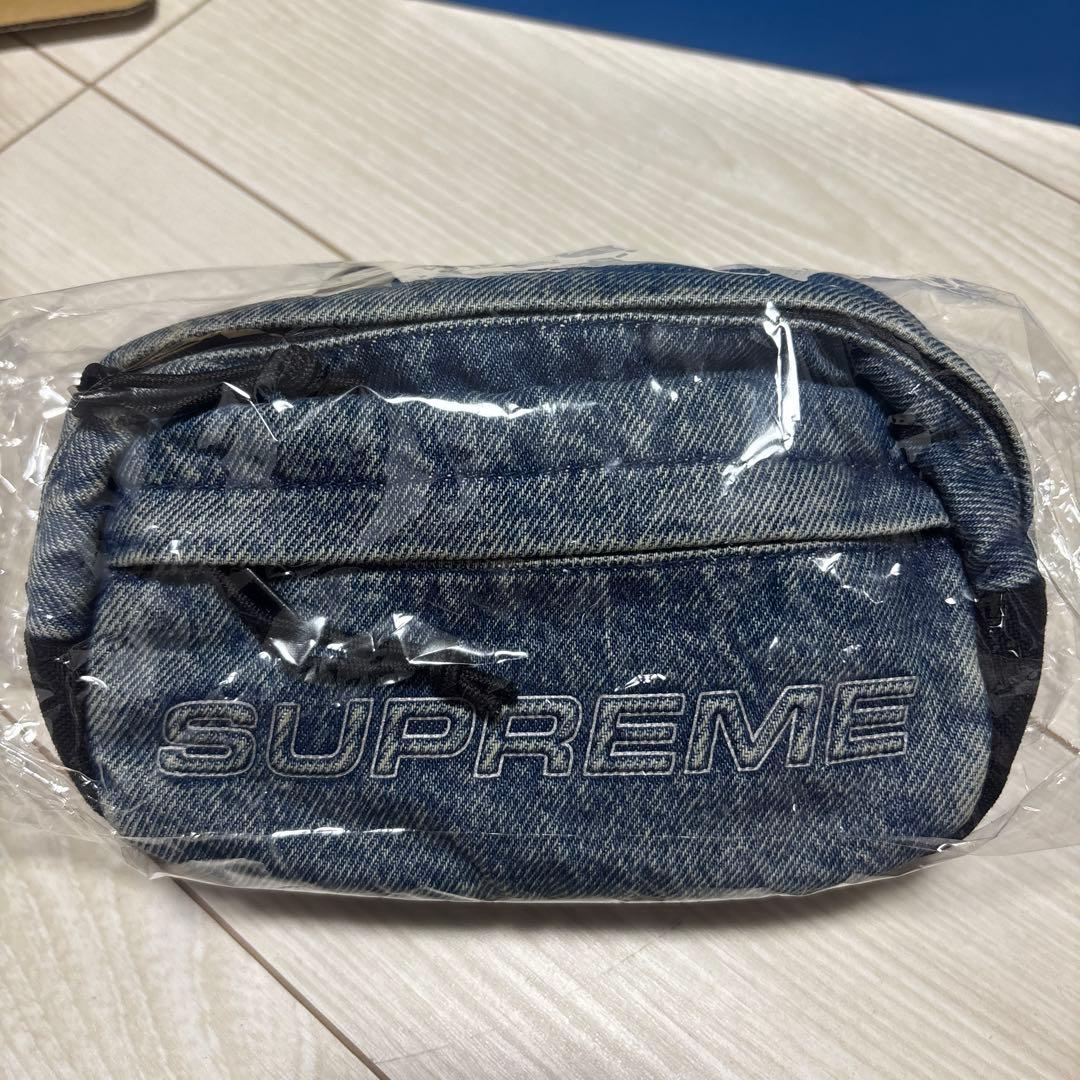 限定価格24時間　　　SUPREME デニム ボディバッグ 新品タグ付き FW25 Supreme Denim Shoulder Bag - デニム ショルダーバッグ (Supreme