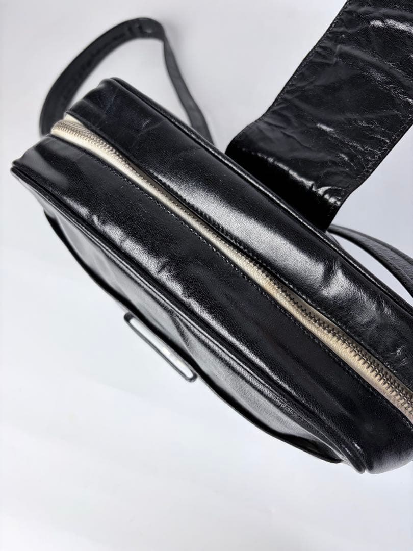 フランス製】クレージュショルダーエナメルヴィンテージy2kブラック