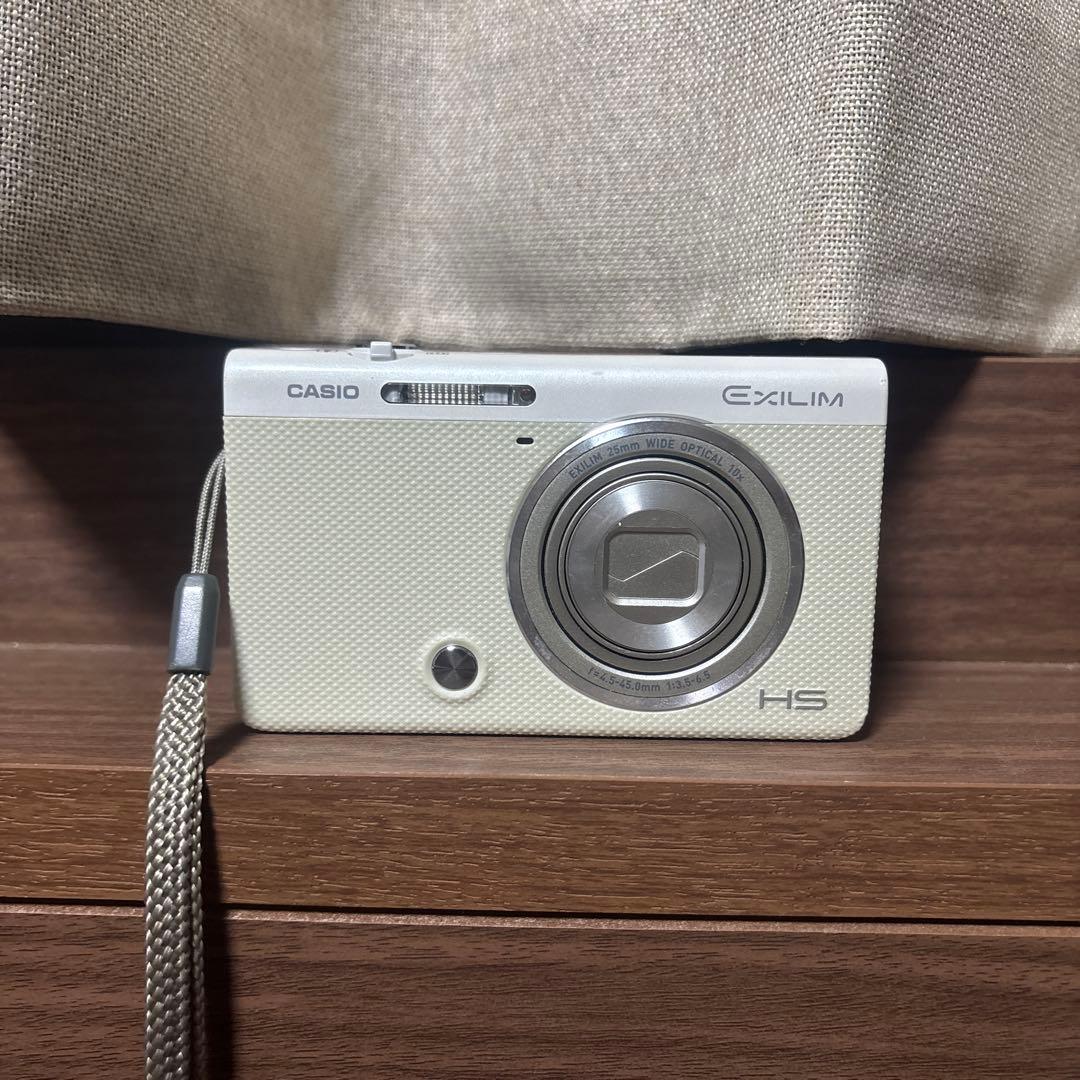 CASIO EXILIM HS ホワイト コンパクトデジタルカメラ ジャンク品 ジャンク品！コンパクトデジカメ！ - メルカリ