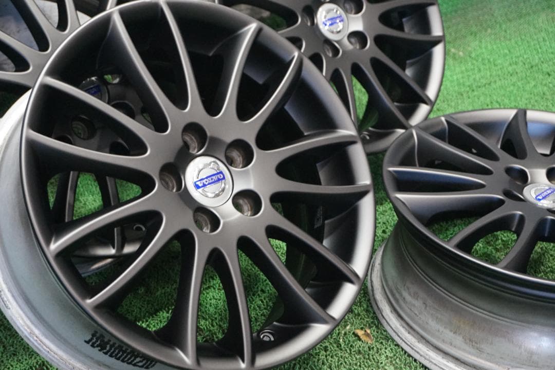 VOLVO純正　カスタムエディション C30 S40 V40 V50 v40-100.jpg