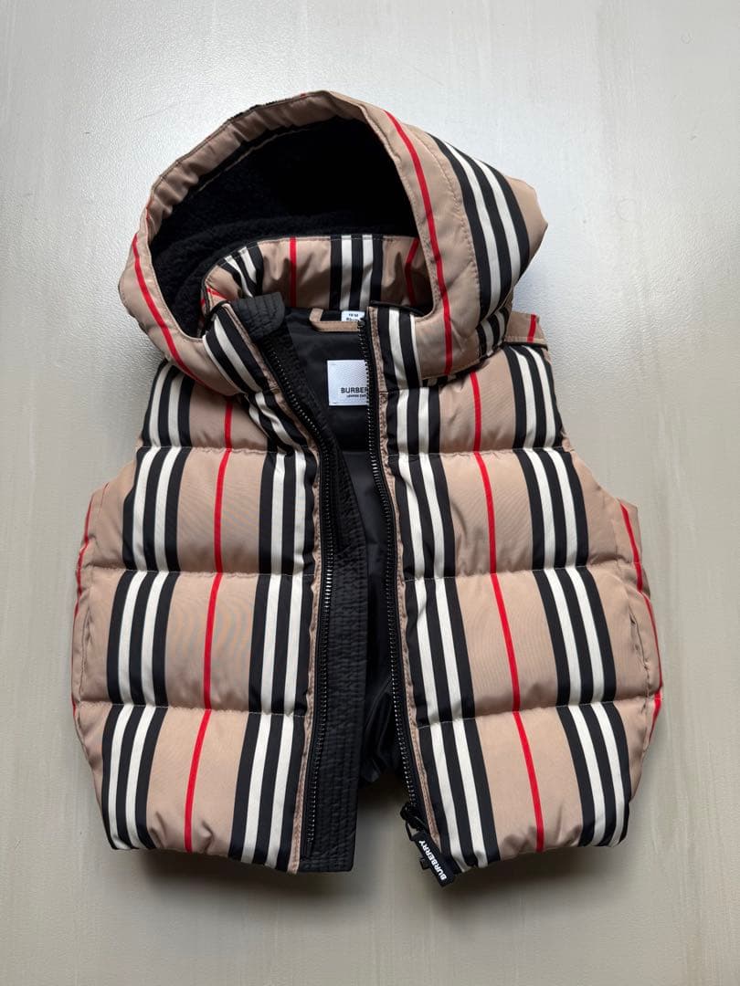 BURBERRY ストライプ柄 フード付きダウンベスト 18M 楽天市場】BURBERRY バーバリー ダウンジャケット LEEDS リーズ