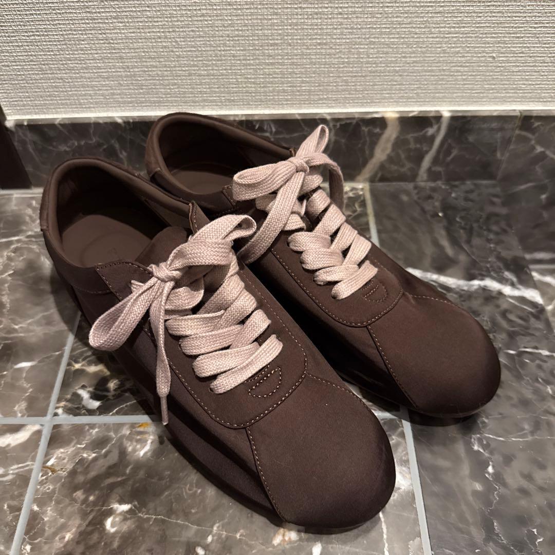 studiodoe サテンスニーカー SALE】コンビマテリアルサテンリボンスニーカーRANDA公式サイト