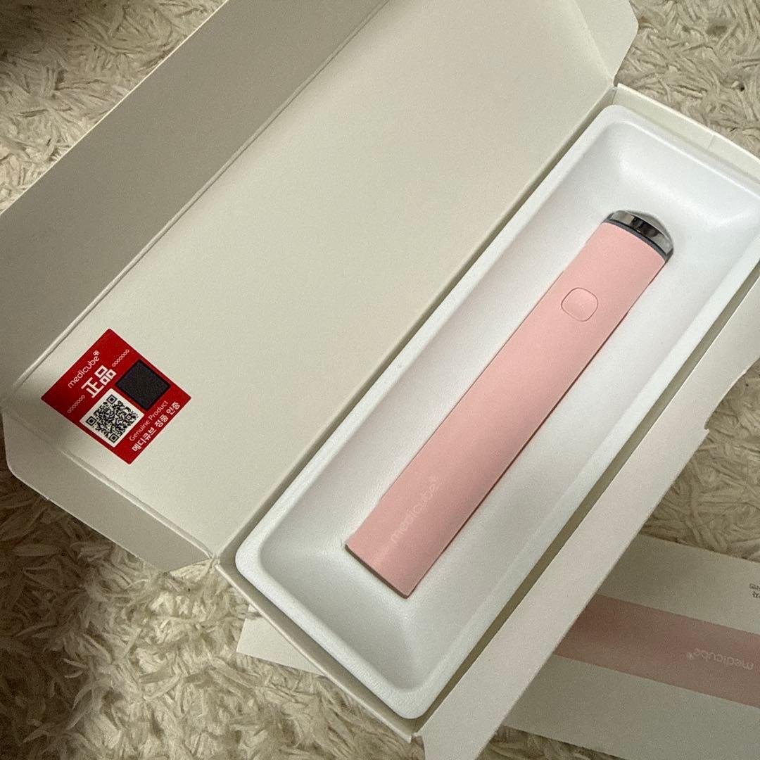 メディキューブ　美顔器medicube AGE-Rブースタープロ/ミニ/ピンク 楽天市場】ROOM桃コラボ【medicube公式】AGE-R ブースタープロ（メディ