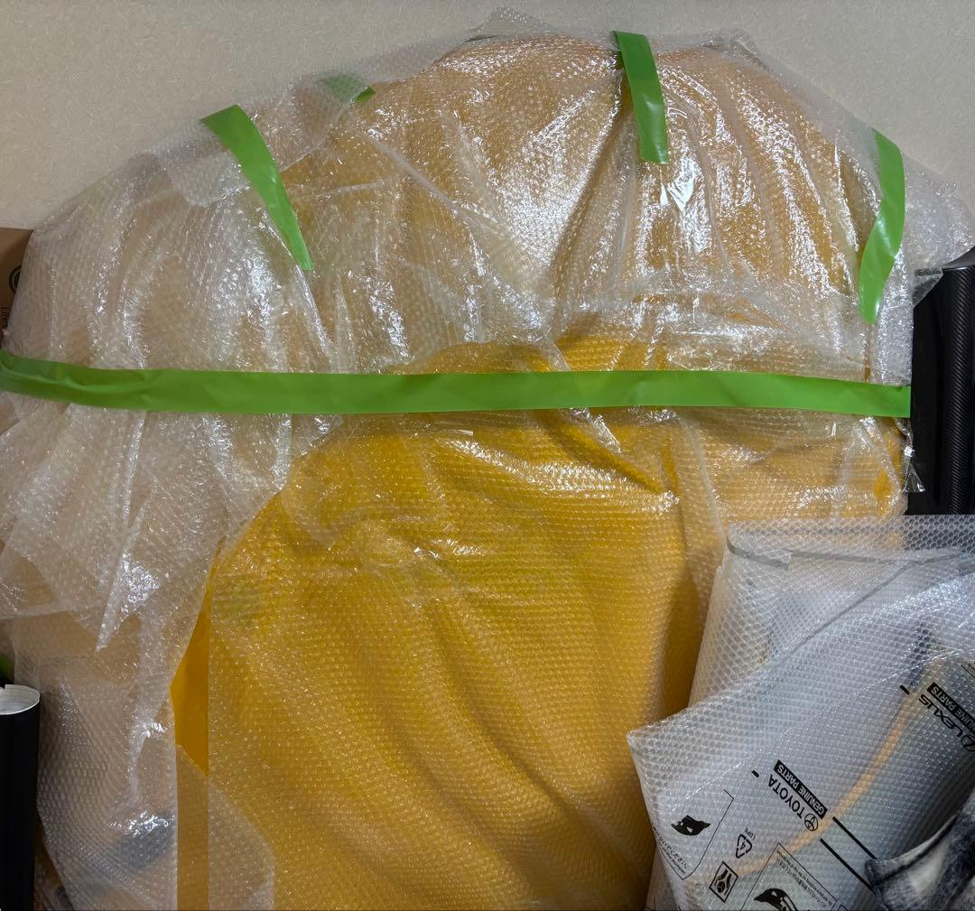 L*S様 grスープラ ボンネット　イエロー 4K)TOYOTA GR SUPRA RZ Lightning Yellow interior and exterior