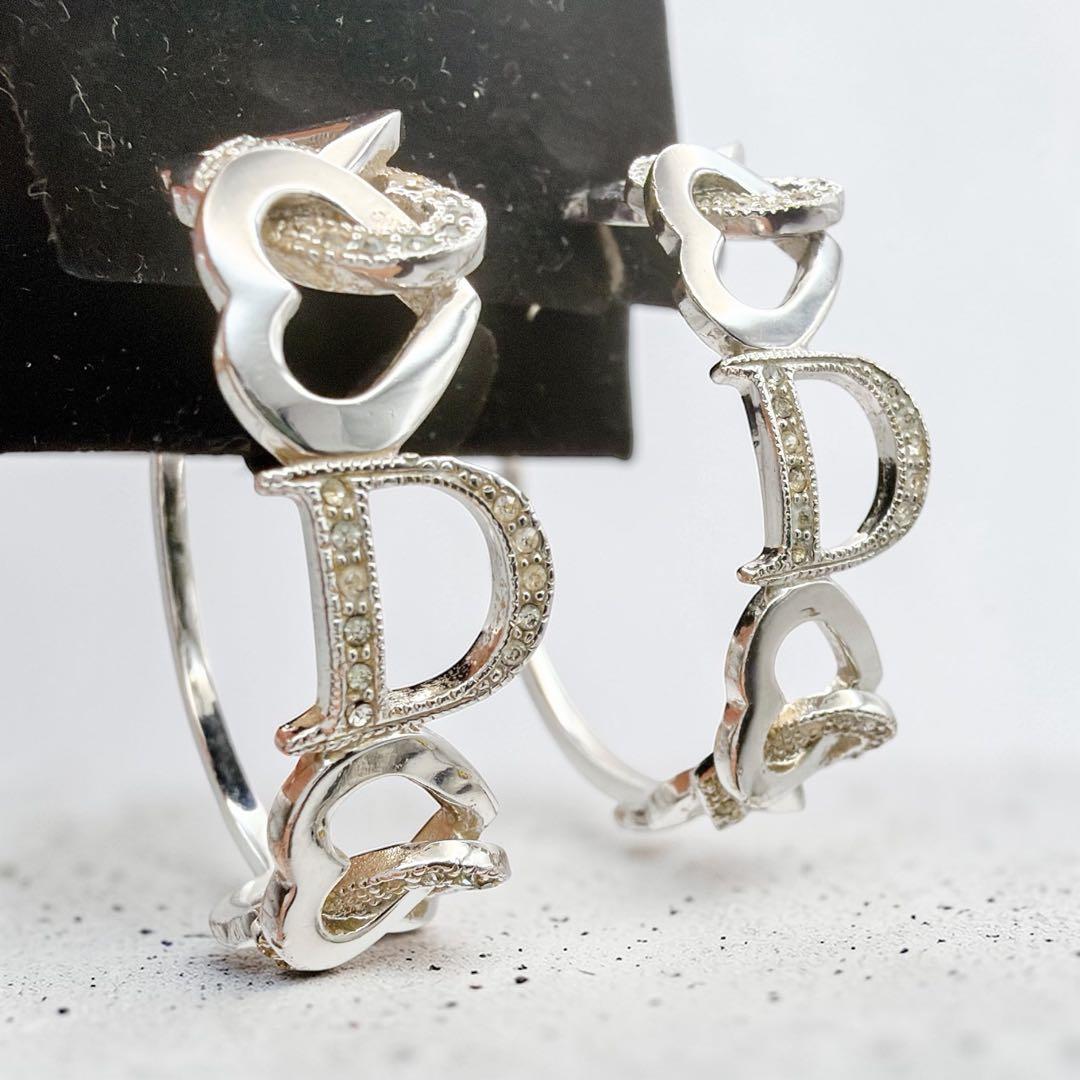 Dior ハート Dロゴ ラインストーン フープピアス - メルカリ