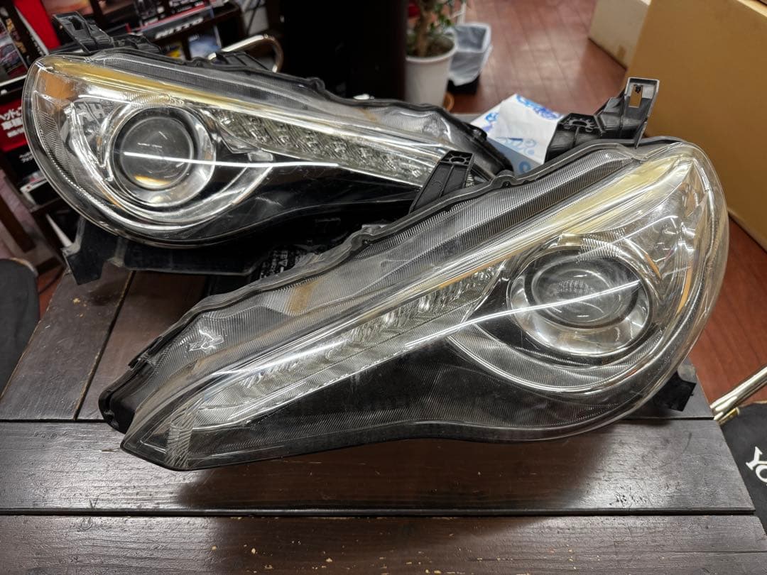 86 zn6 純正ヘッドライト - メルカリ