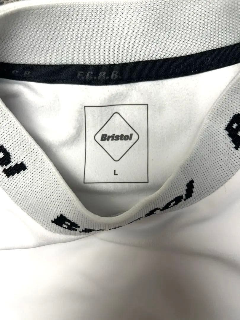 F.C.Real Bristol 首ロゴ モックネック ロンT 白　soph.