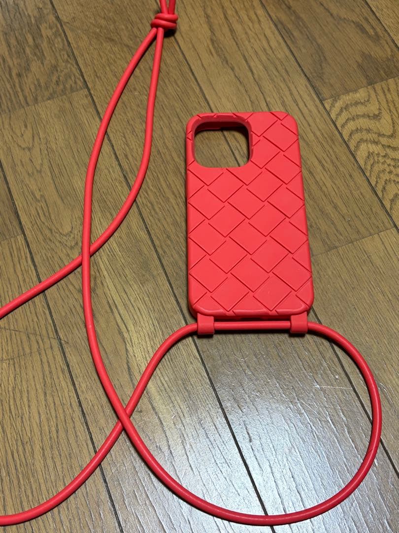 ボッテガヴェネタ　iPhone15pro ケース　正規品 210.jpg