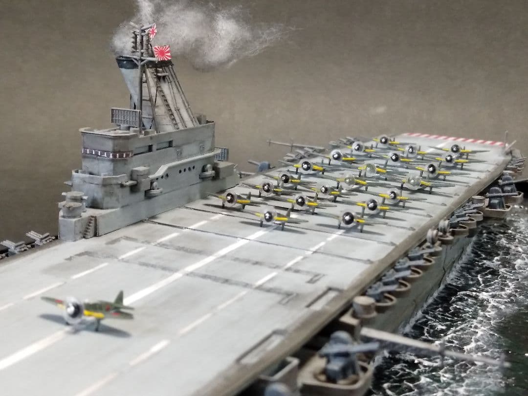 タミヤ 日本海軍 航空母艦 信濃 1/700 プラモデル完成品 ジオラマ