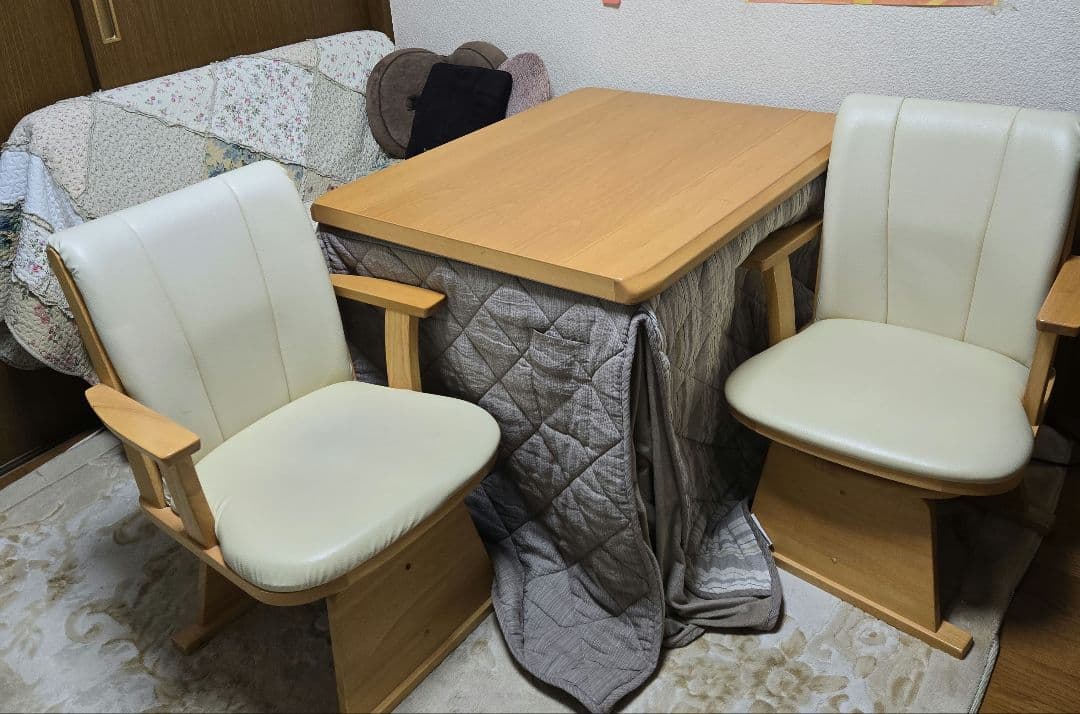 木製こたつダイニングテーブルと回転椅子セット 楽天市場】4人用 ダイニングこたつ セット 6点 回転椅子 キャスター付