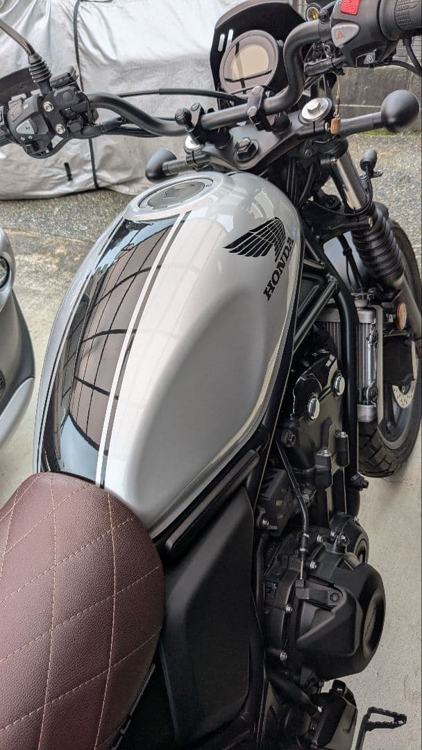 ホンダCL250/CL500用タンクカバー(シルバー＋黒ライン) - メルカリ