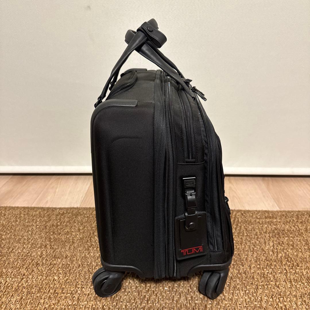 極美品 TUMI デラックス・4ウィール・ラップトップ・ケース・ブリーフ