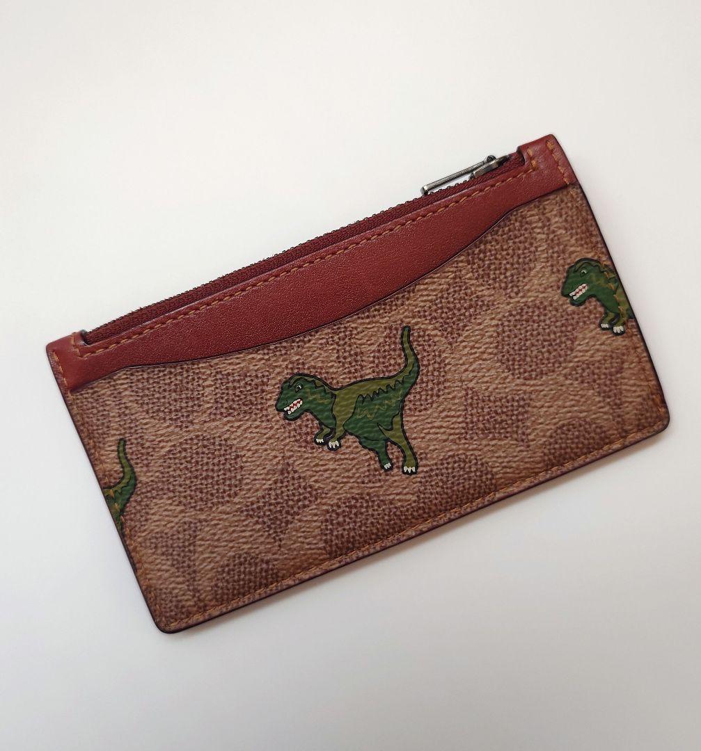 COACH コーチ レキシー フラグメントケース レザー シグネチャー 恐竜