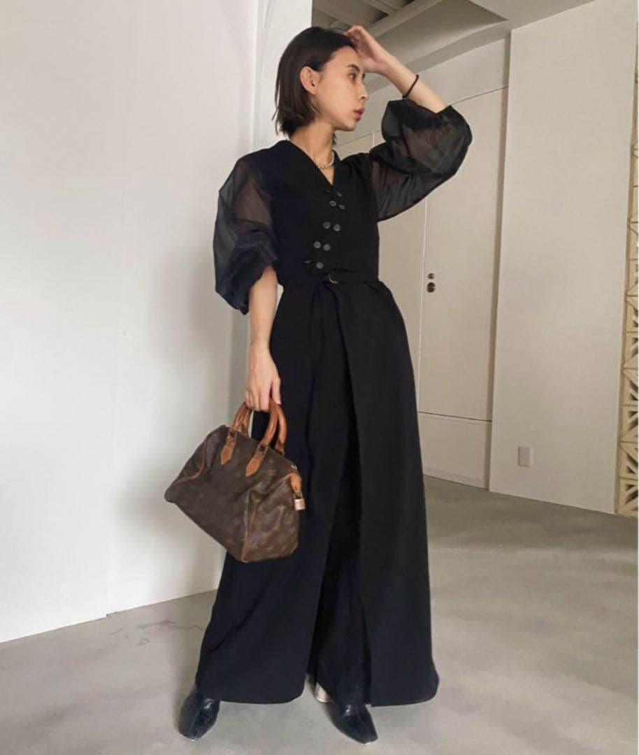 8/31までの期間限定sale‼️【美品】AMERI ダブルボタンロンパース コート ダブルボタン シンプル ミディ 定番 きれいめ 黒 XS-2XL