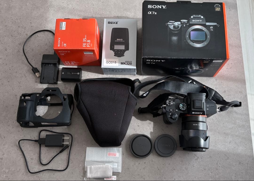 【値下げ中】SONY α7IIIと fe35mm f1.8 本体と付属品おまけ付 ソニー FE35mmF1.8 レビュー｜コスパ最高の軽い・明るい・寄れるレンズ