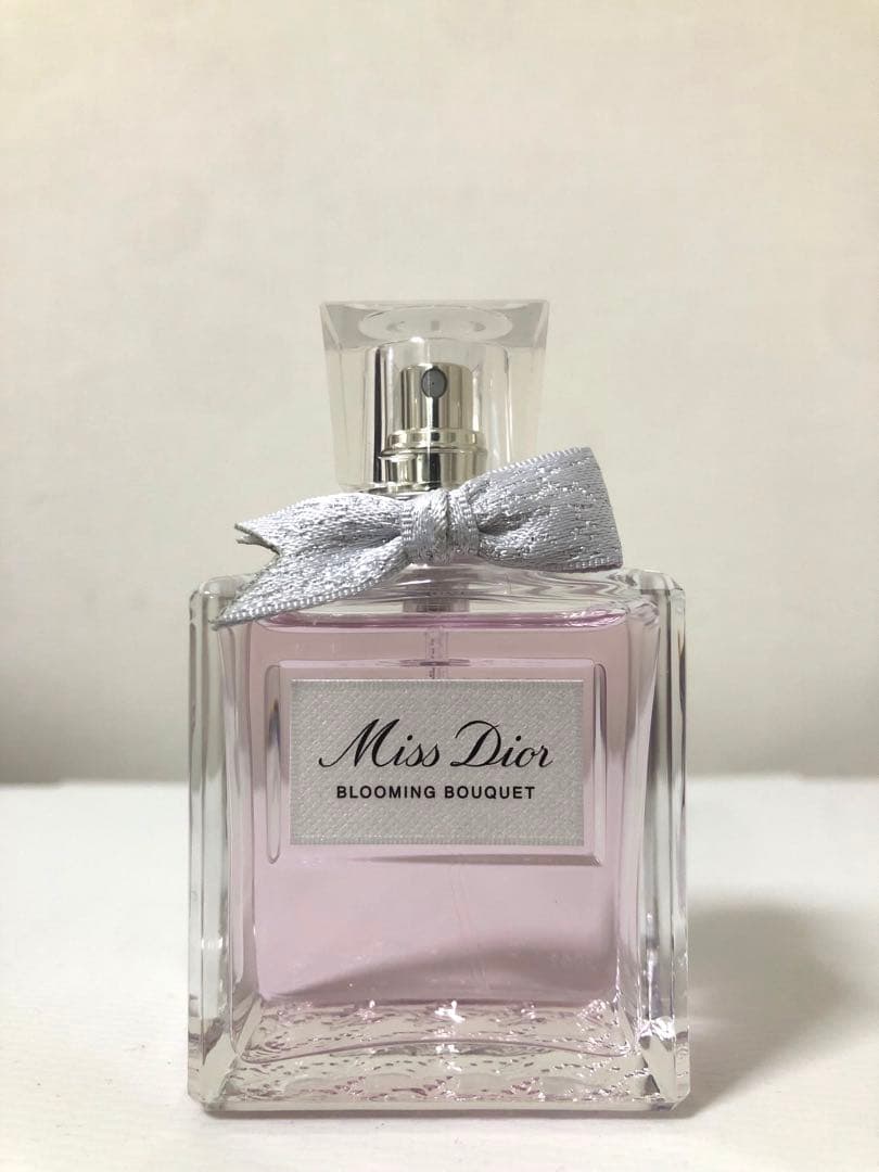 未使用ミス ディオール ブルーミング ブーケ オードトワレ 50ml ミス ディオール ブルーミング ブーケ オードトワレをレビュー