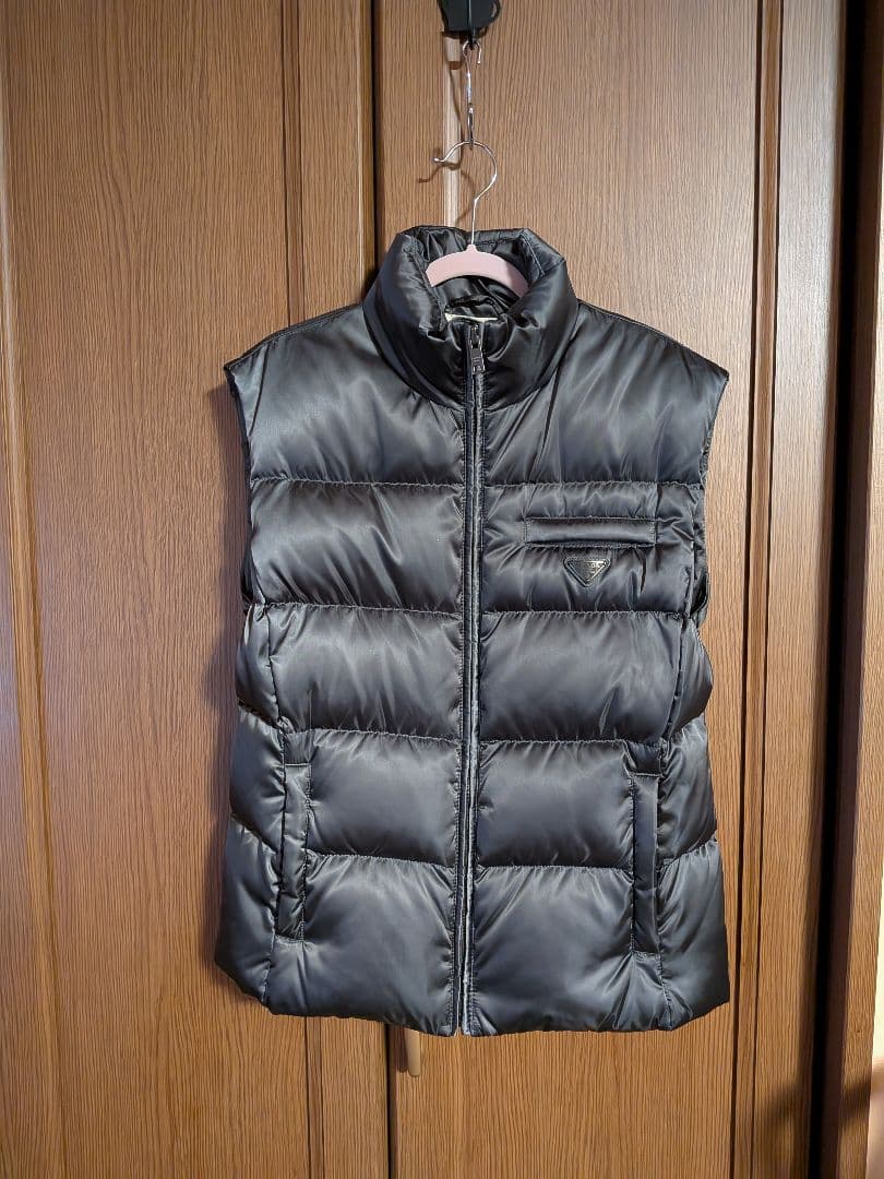 プラダ　ダウンベスト　極美品 楽天市場】prada ダウンベストの通販