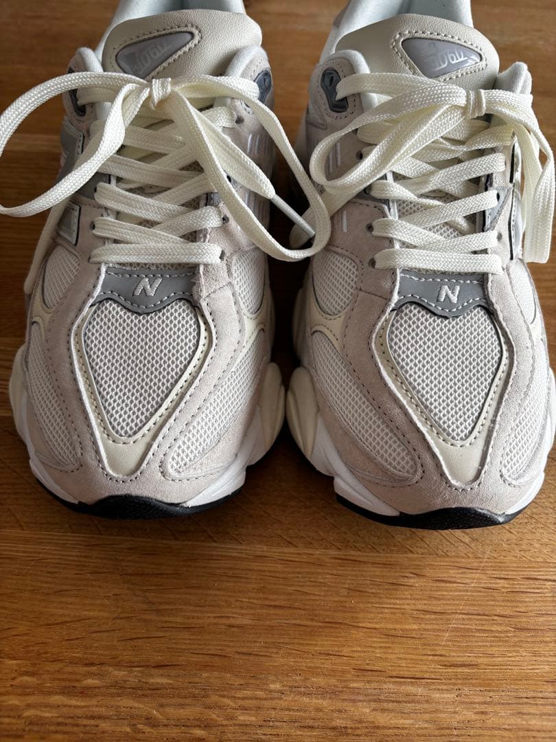 “OFF”ニューバランス 9060 wht ブラック 2点