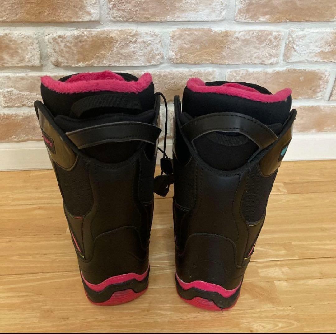 SIONYX 女性用スノーボードブーツ ブラック/ピンク - メルカリ