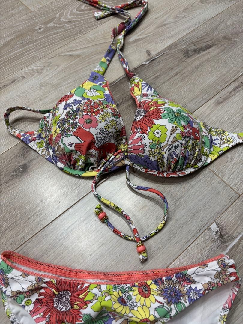 新品・未使用】三愛水着楽園 セパレート 水着 ビキニ【試着のみ