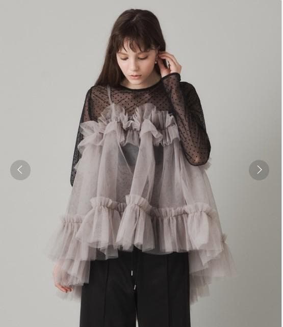 J1U バイラベルエチュード☆チュールボリュームフリルキャミソール