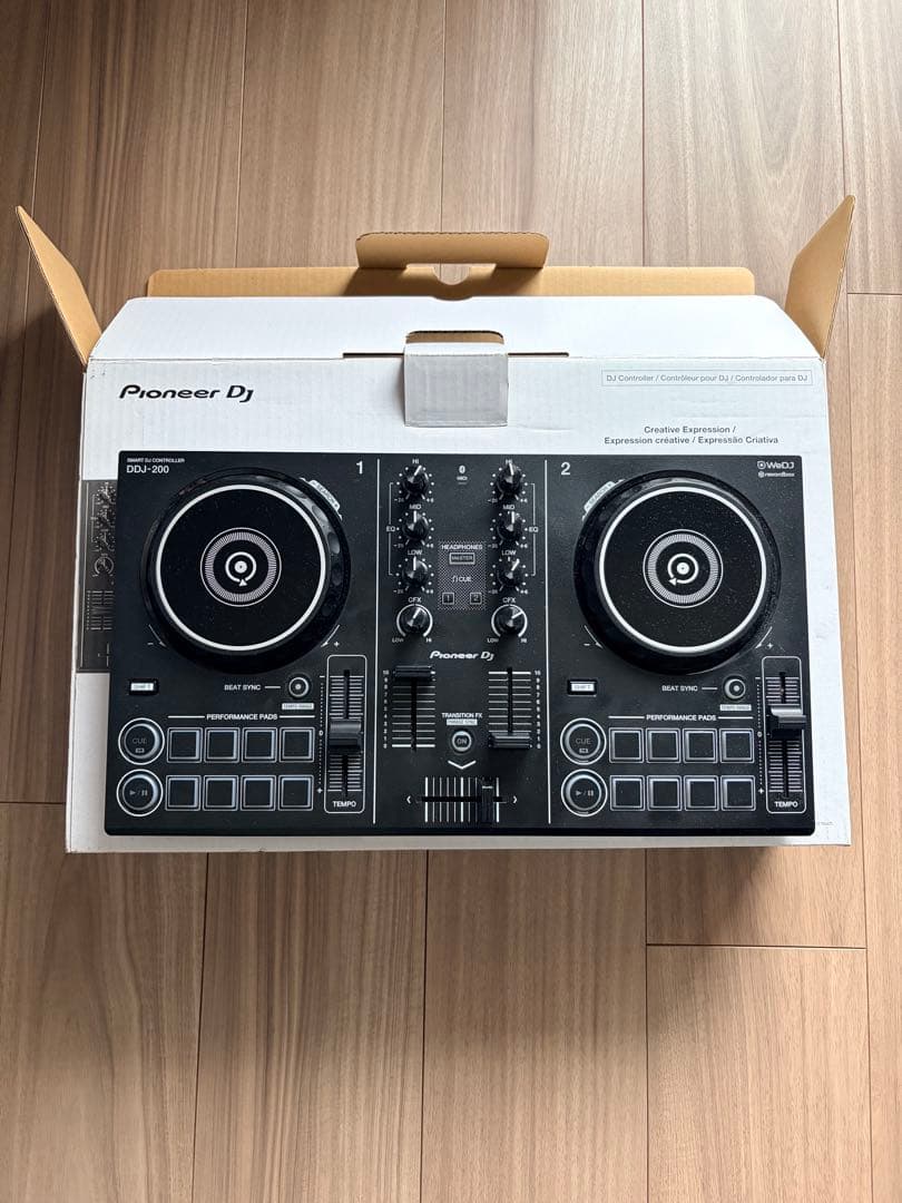 Pioneer DJ DDJ-200 コントローラー DDJ-200 (archived) 2-channel Smart DJ controller (black) - Pioneer DJ