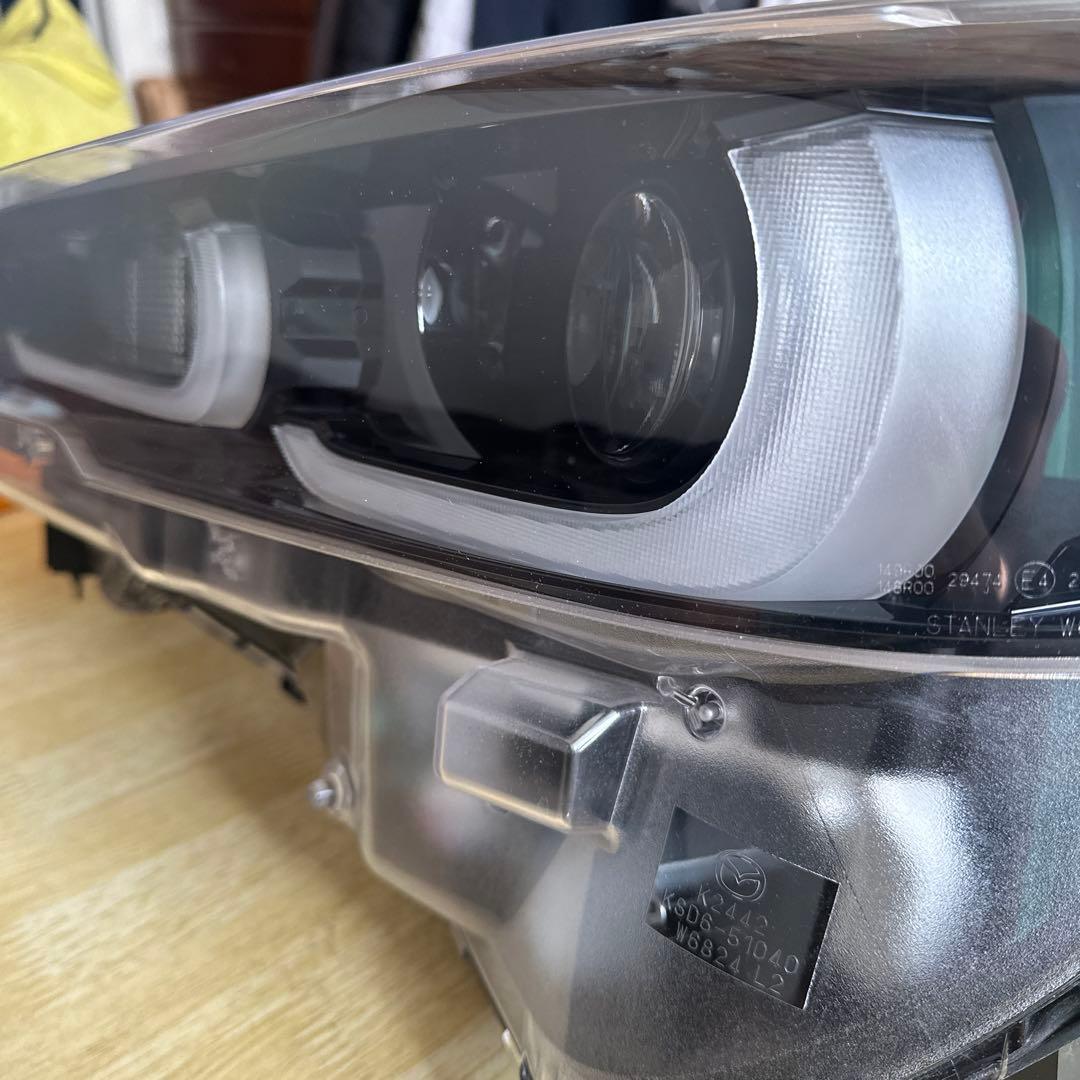 マツダ MAZDA CX-5/CX-8 左ヘッドライトユニット 送料無料 マツダ CX-5 CX-8 前期 ヘッドライト 左 K124-51-040R 打刻