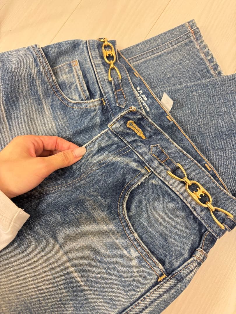 CELINE N° 009 デニムパンツ ライトブルー - メルカリ