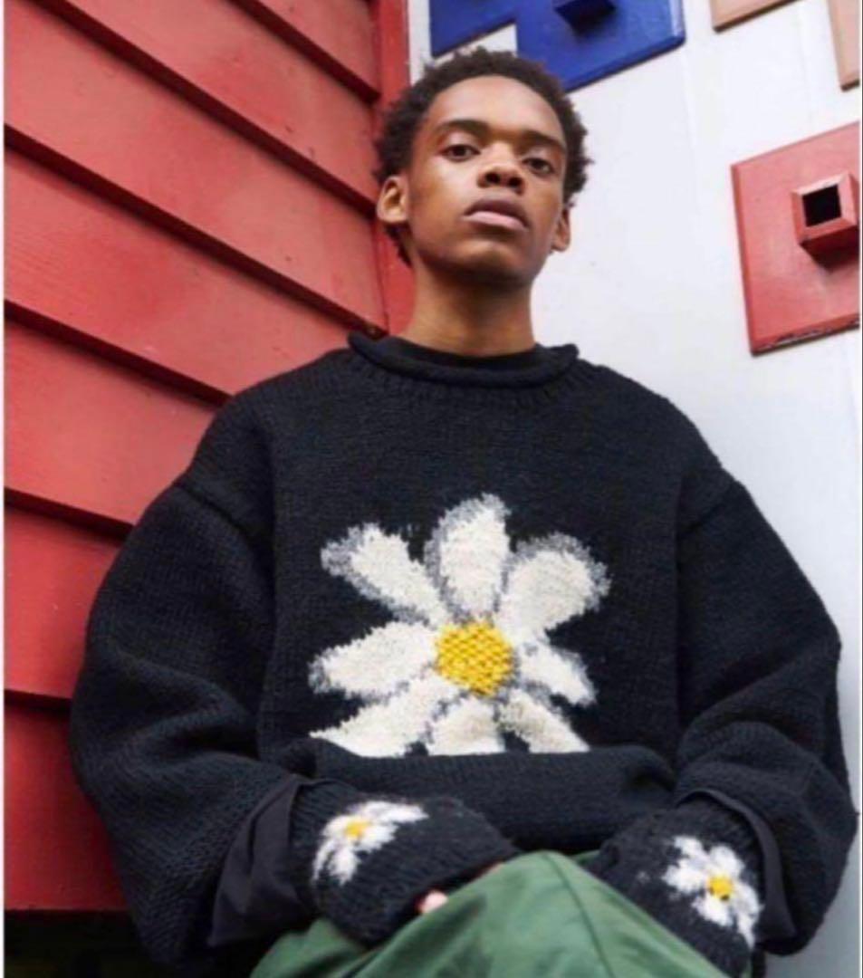 マクマホンニッティングミルズ ロールニット 花柄 - メルカリ