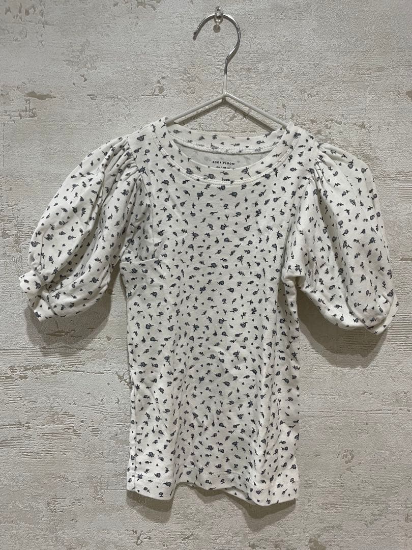 SOOR PLOOM 4y 花柄パフスリーブTシャツ 楽天市場】【半額クーポン対象】パフスリーブブラウス 小花柄 花柄刺繍