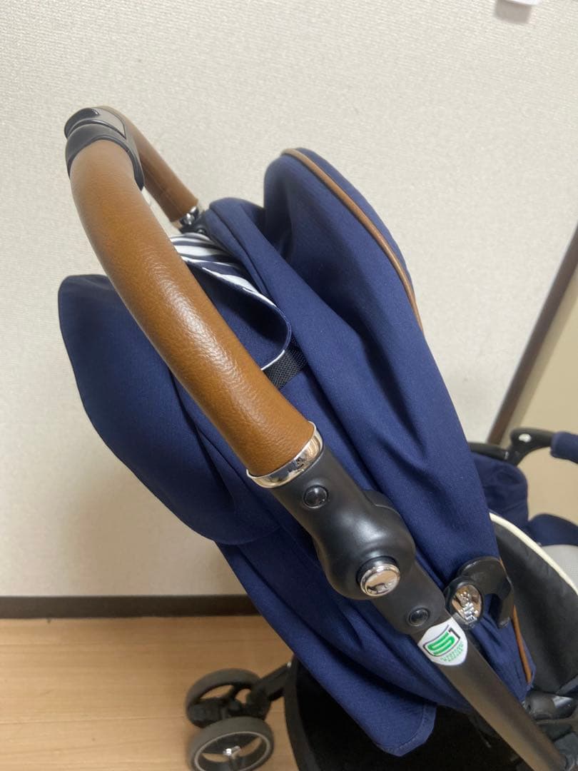 レインカバー付/ラクーナビッテクッション/1～36カ月/オート4輪