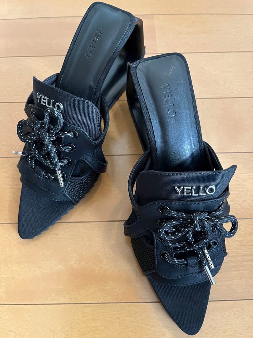 YELLO 黒 レースアップ ミュール YELLO / MONOCHROME SNEAKER MULES