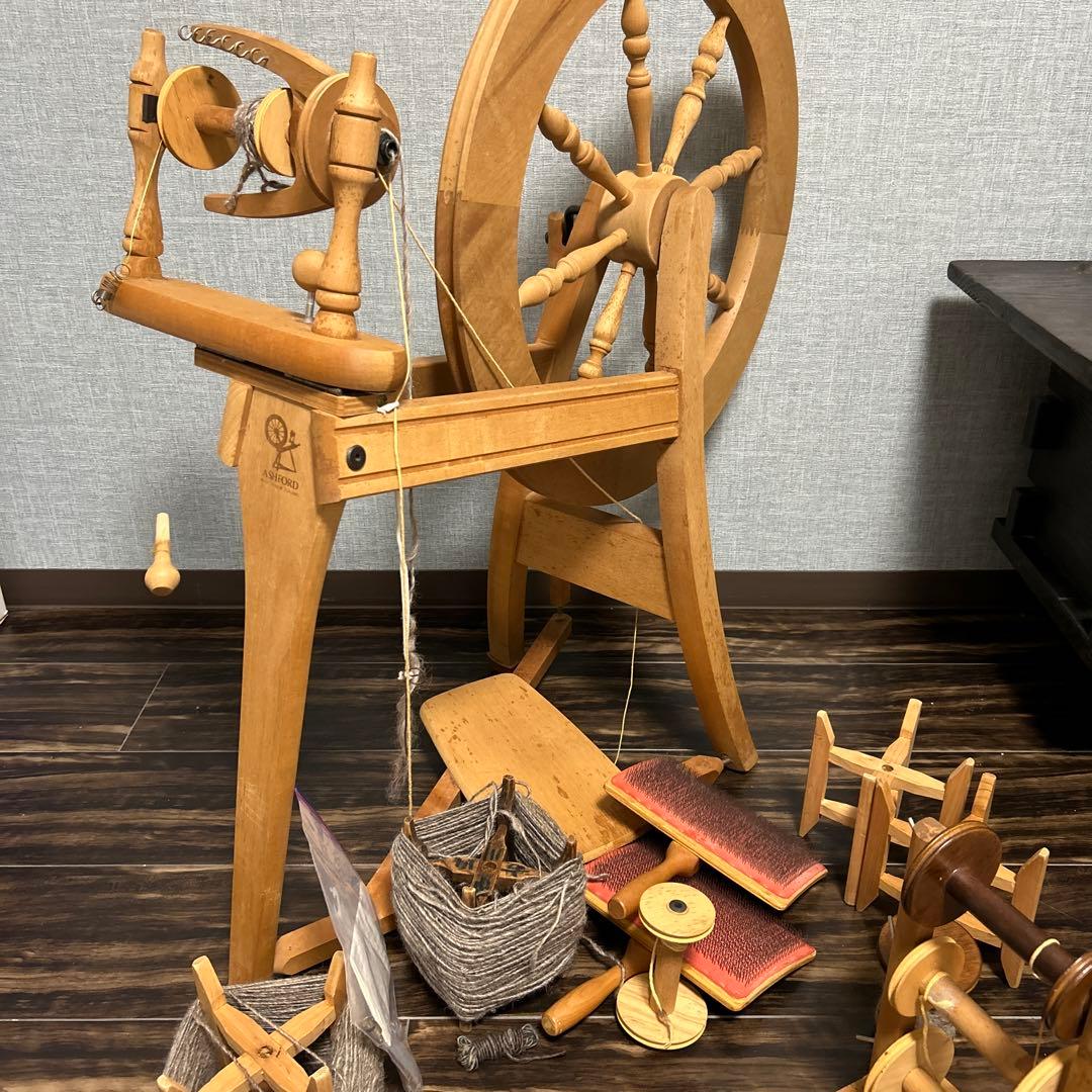 Ashford 木製糸車 糸巻 糸紡ぎ機 糸紡ぎ車 手紡ぎ機 紡毛機 羊毛 白木
