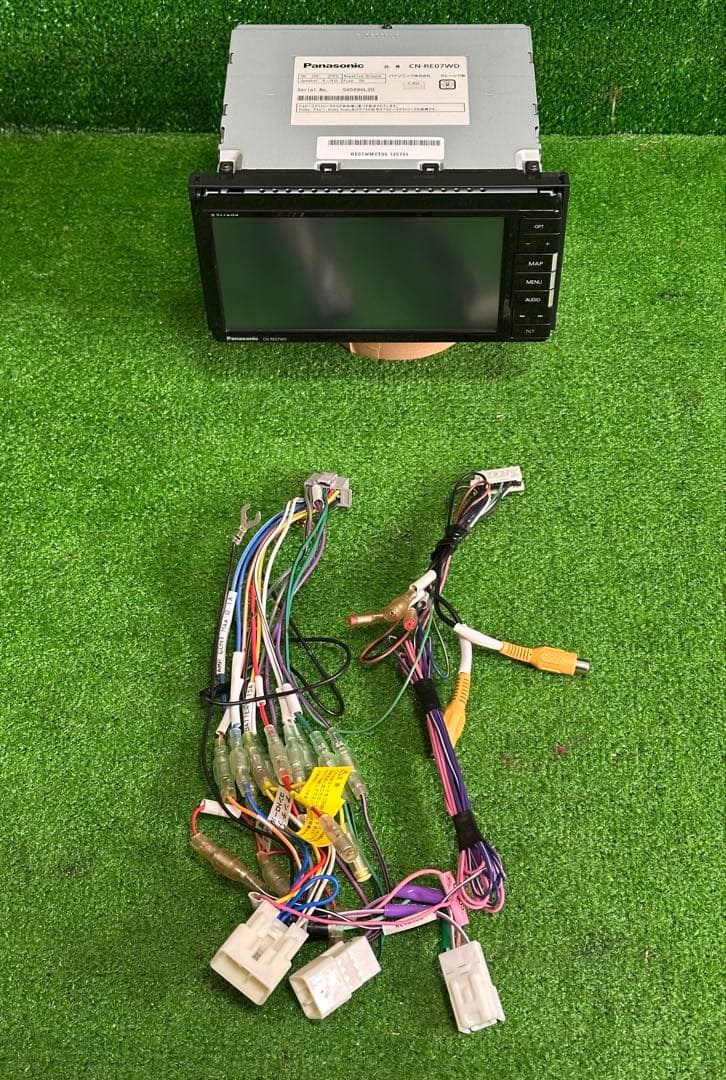 パナソニックストラーダ CN-RE07WD ナビ フルセグ地図データ2020年版 地図が見やすい7インチ】カーナビ新機種 パナソニック・ストラーダCN
