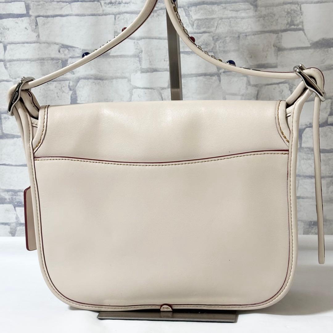 ほぼ未使用✨COACH・ショルダーバッグ斜め掛け レザー スタッズ