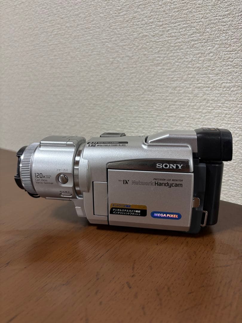 美品/ソニー ハンディカム DCR-TRV70 動作確認済 Yahoo!オークション -「dcr-trv70」の落札相場・落札価格