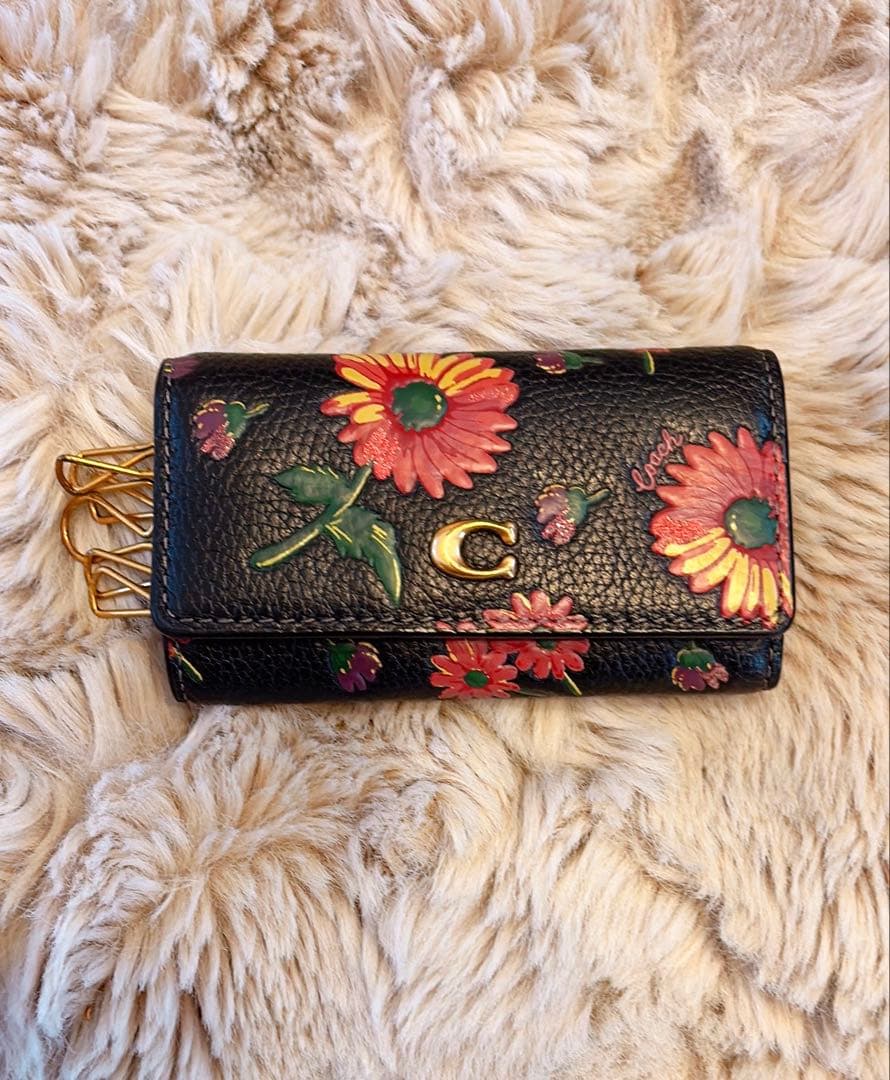 COACH コーチ 6 リング キー ケース・フローラル プリント CM778